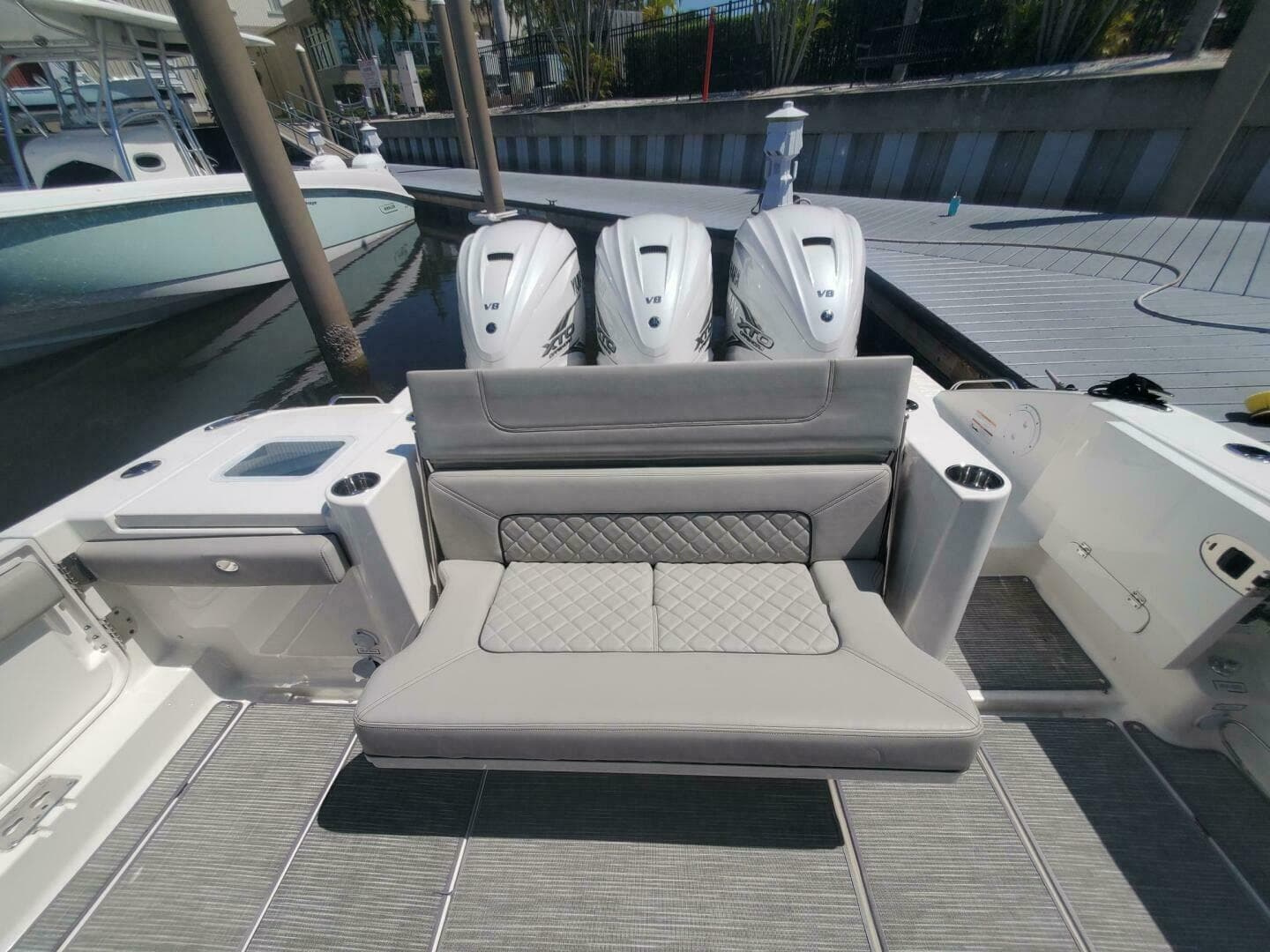 2023 Pursuit S 378 Sport — photo 21