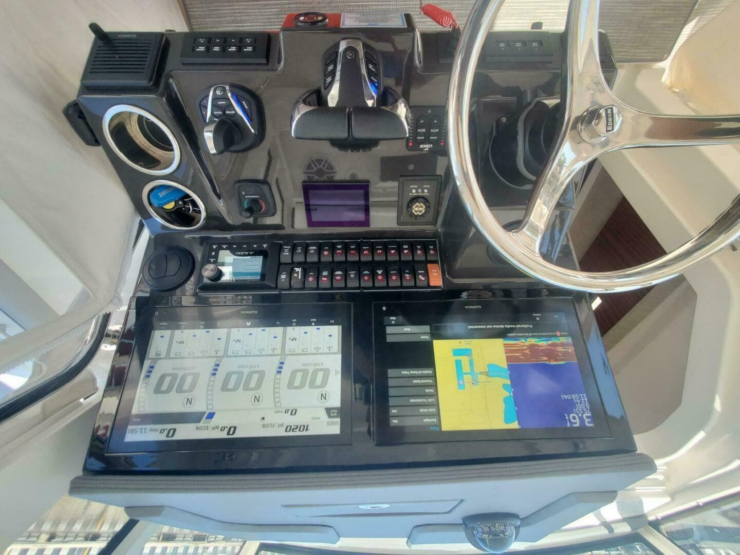 2023 Pursuit S 378 Sport — photo 33