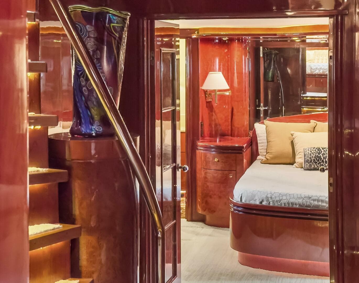 2005 Ocean Alexander — photo 123