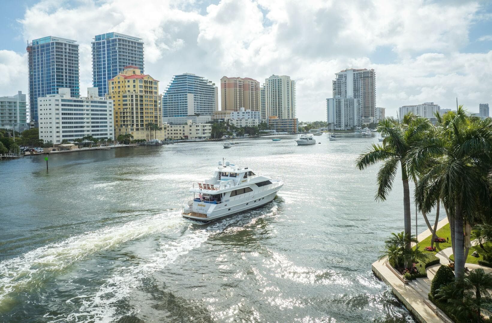 2005 Ocean Alexander — photo 91