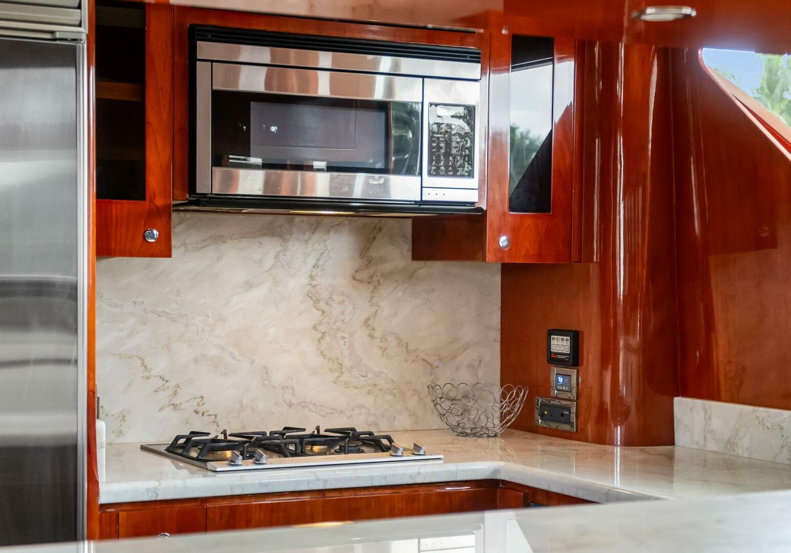 2005 Ocean Alexander — photo 21