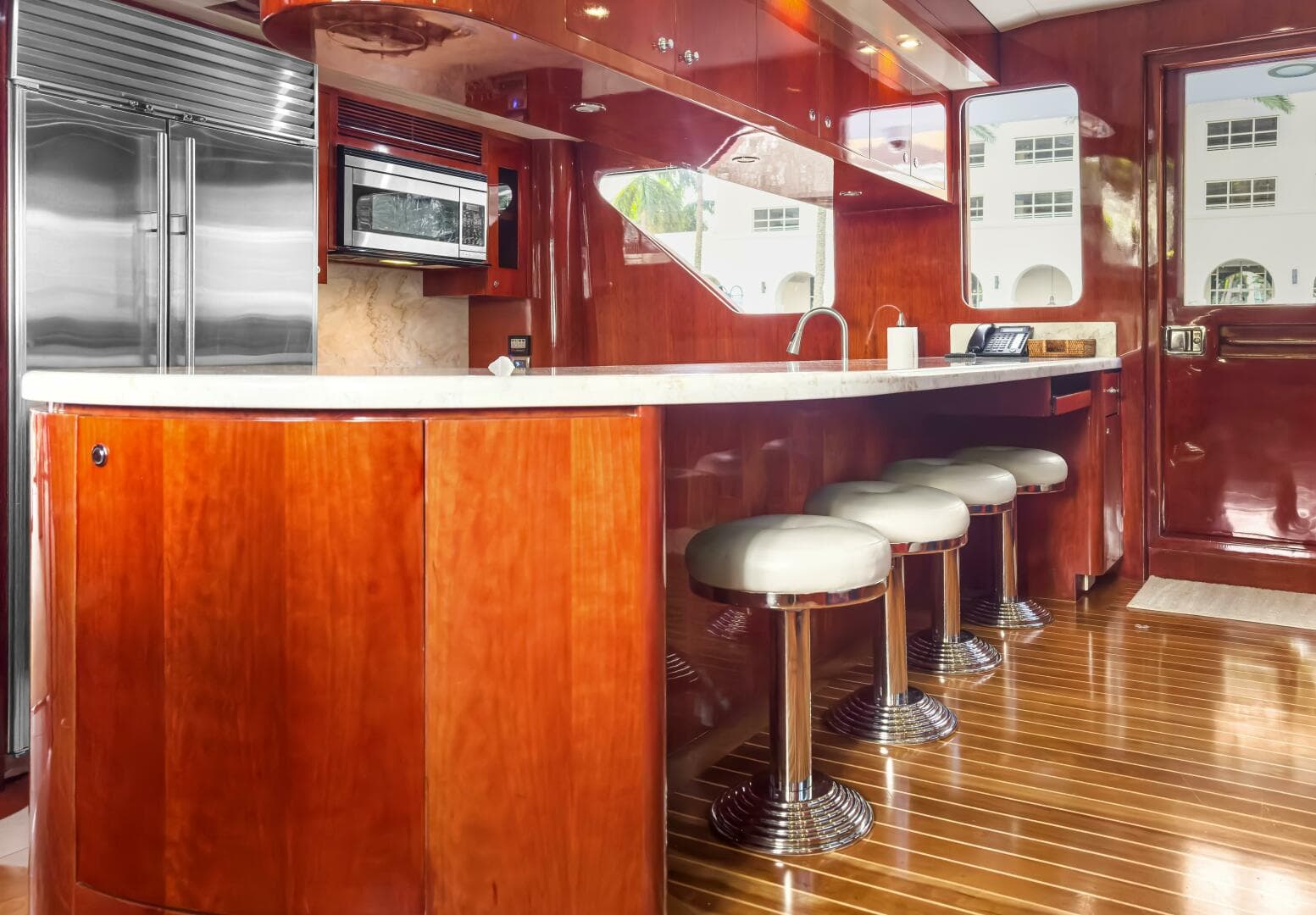 2005 Ocean Alexander — photo 42