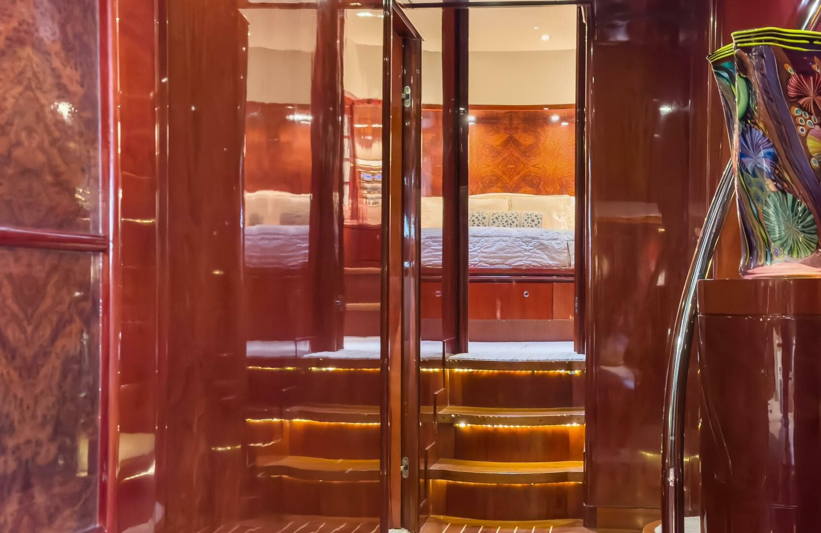 2005 Ocean Alexander — photo 52