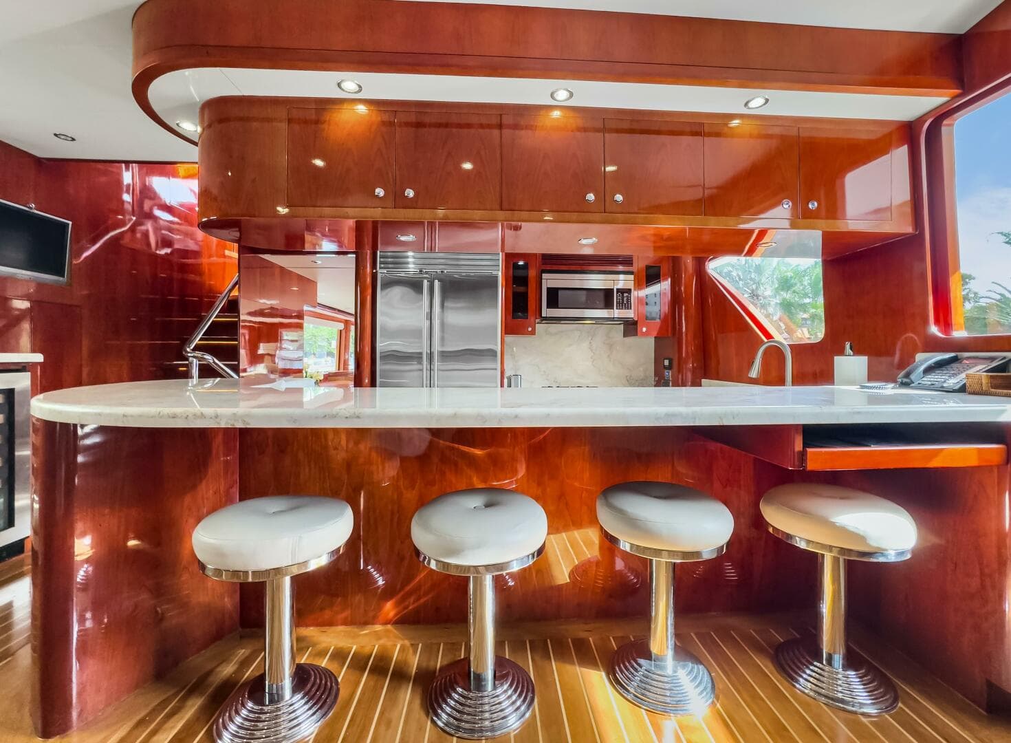 2005 Ocean Alexander — photo 22