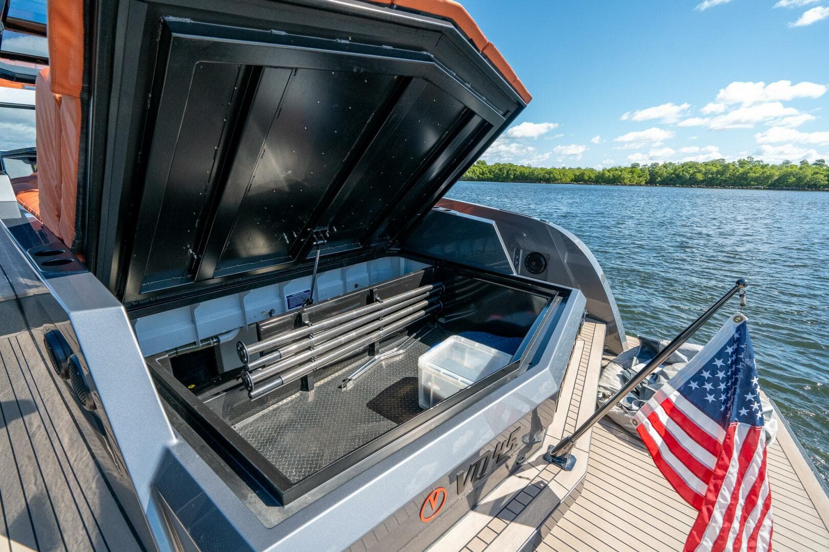 2022 Vanquish Yachts Vq 45 — photo 10