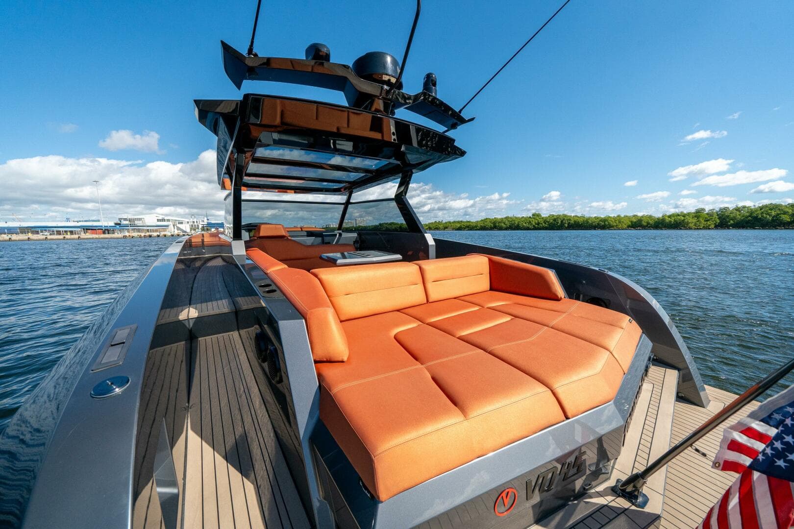 2022 Vanquish Yachts Vq 45 — photo 3