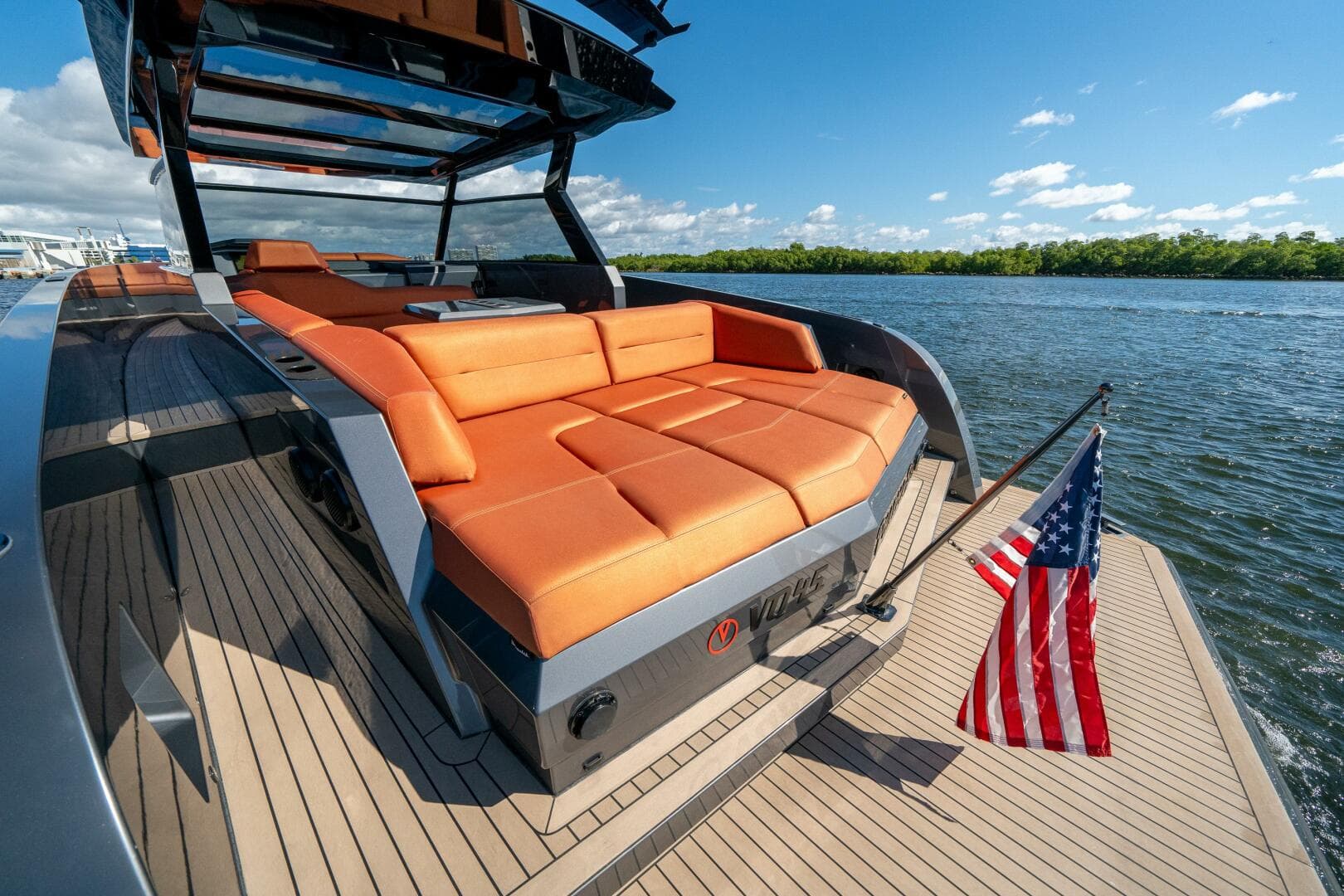 2022 Vanquish Yachts Vq 45 — photo 7