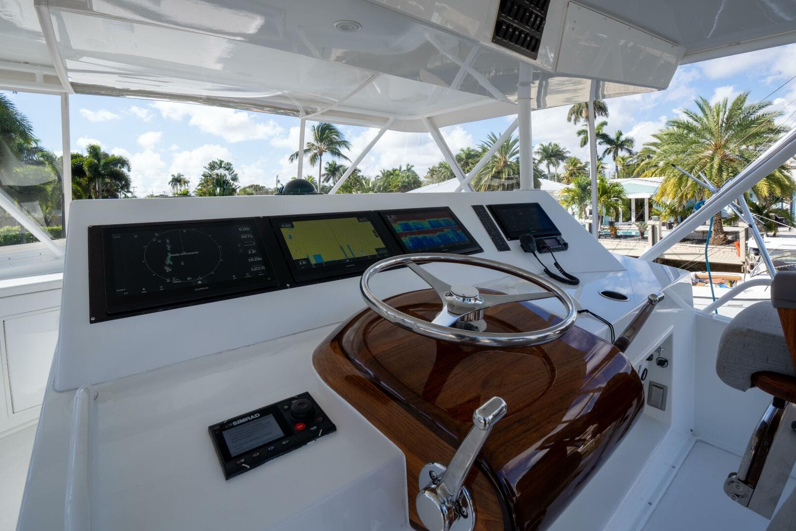 1998 Viking 58 Convertible — photo 58