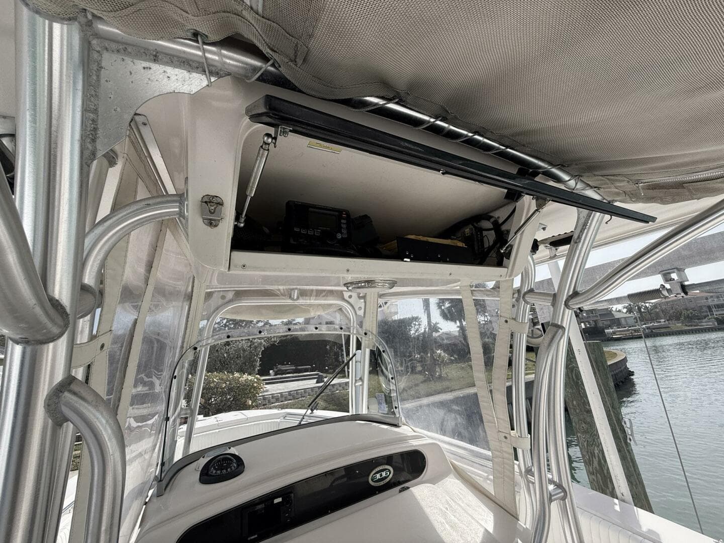 2013 Grady-White Canyon 306 — photo 7