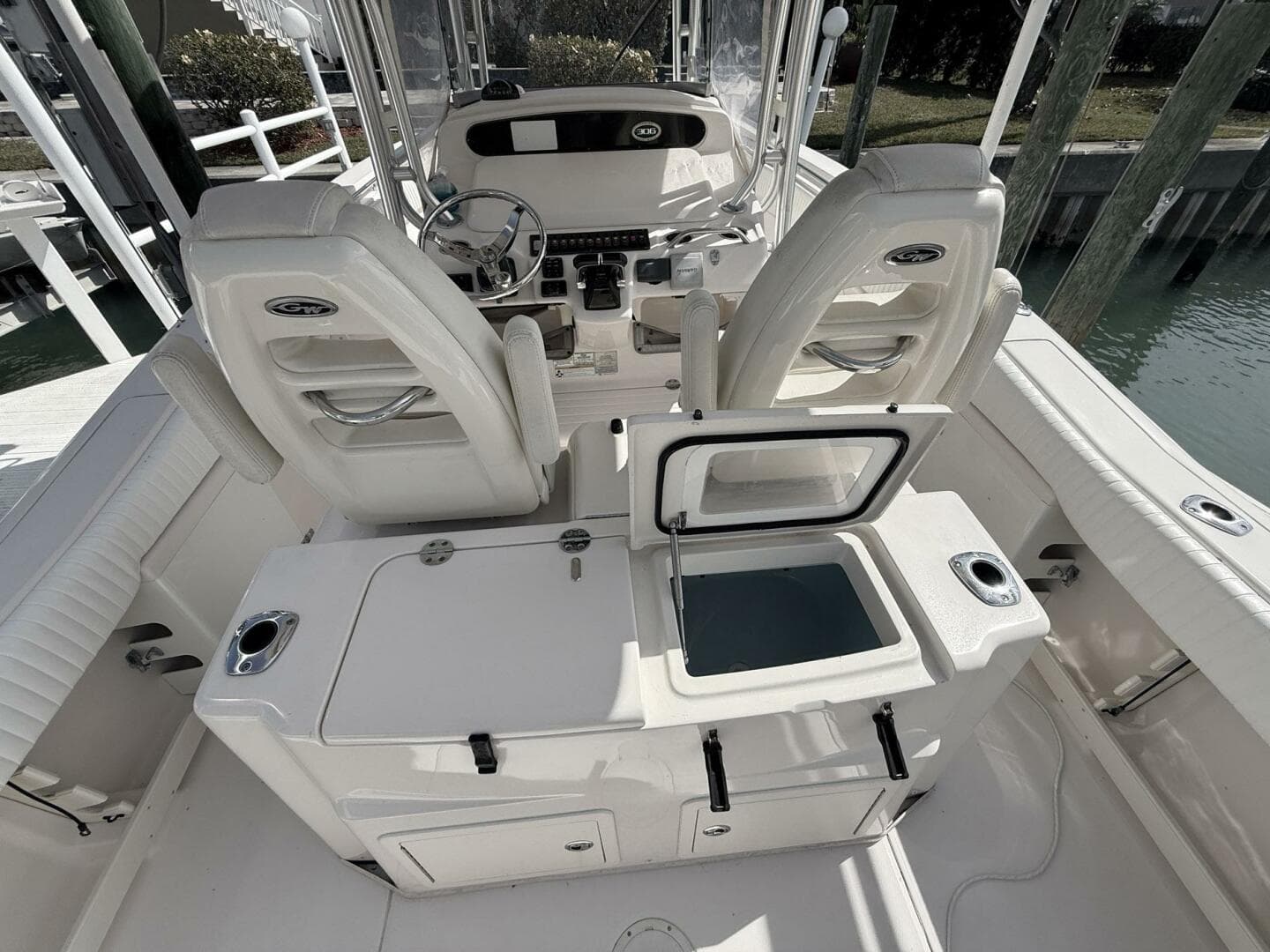 2013 Grady-White Canyon 306 — photo 10