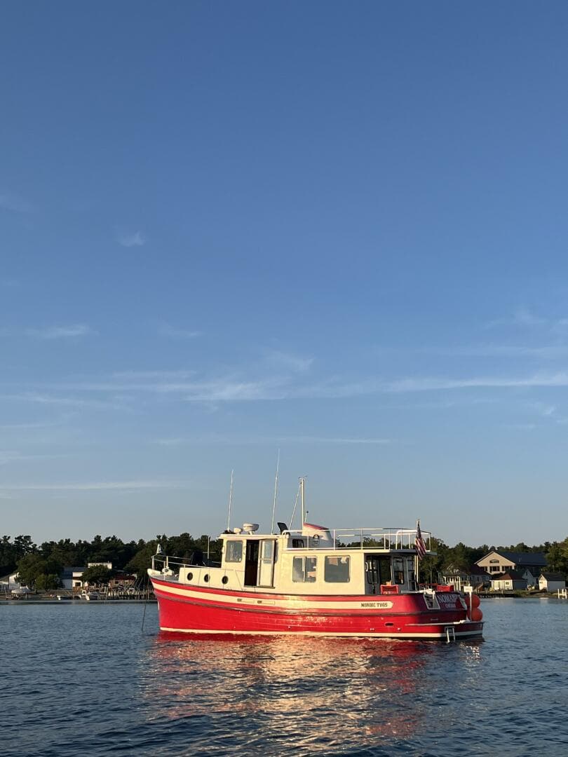 2000 Nordic Tugs 37 — photo 10