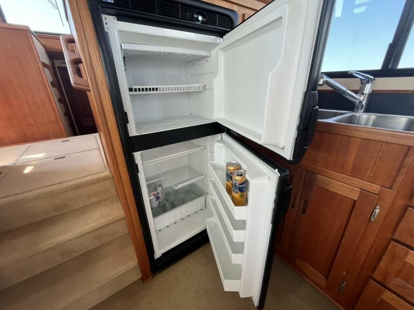 2000 Nordic Tugs 37 — photo 53