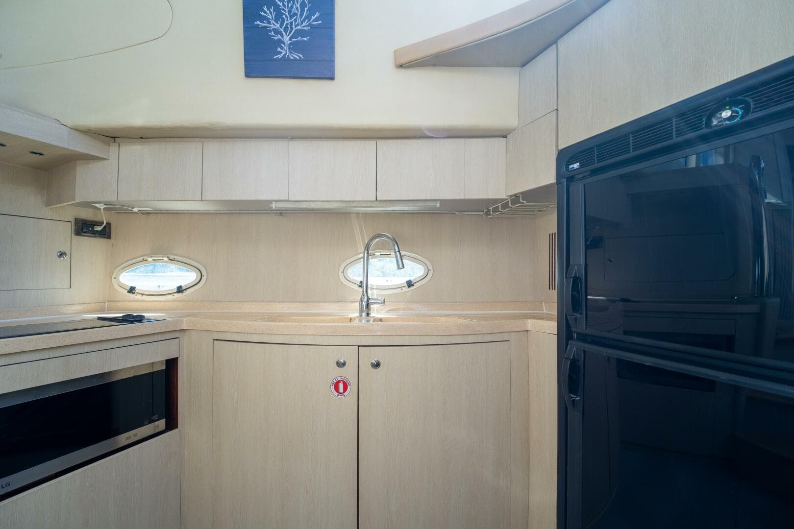 2001 Azimut 46 — photo 53