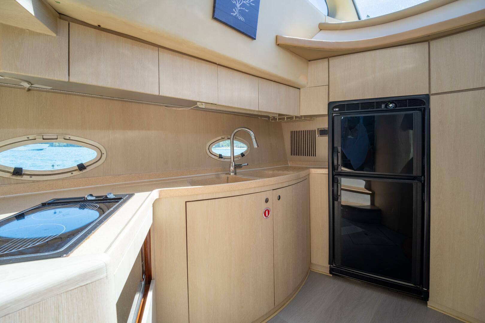 2001 Azimut 46 — photo 50