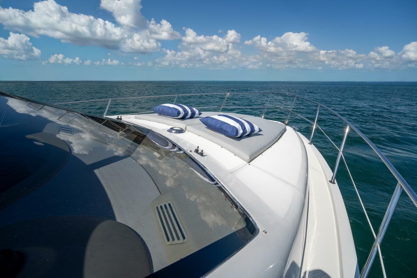 2001 Azimut 46 — photo 39