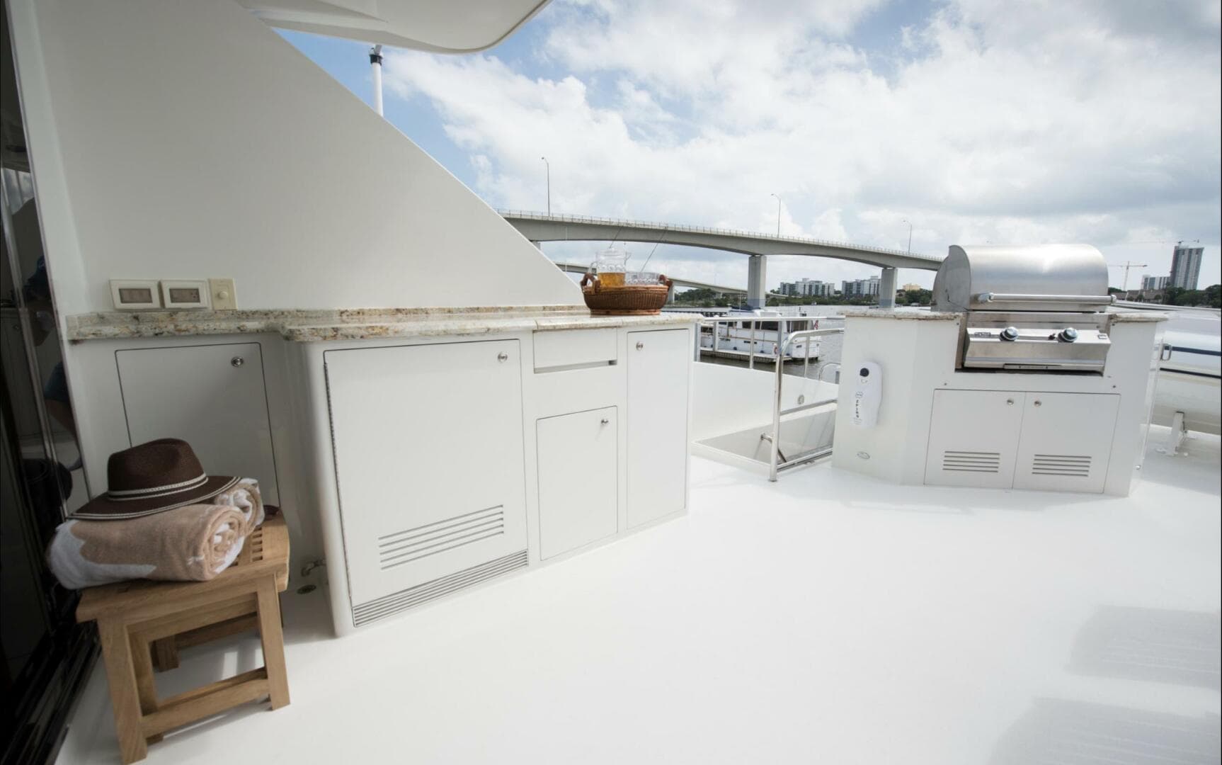 2008 Cheoy Lee 95 — photo 21