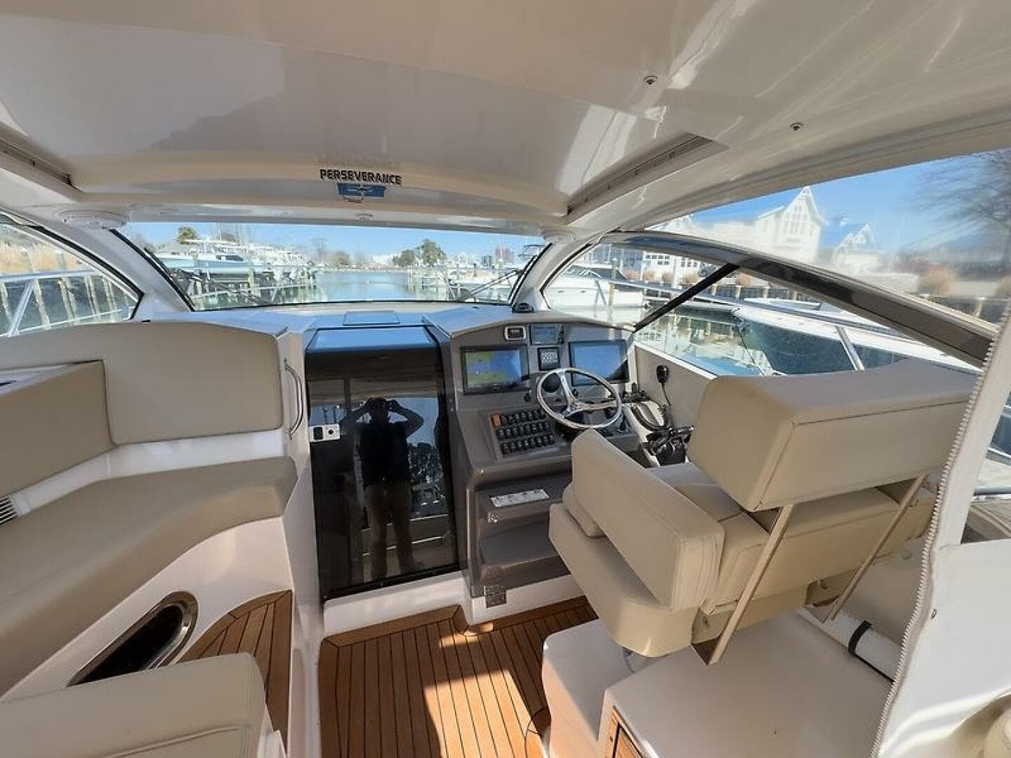 2015 Pursuit Sc 365I Sport Coupe — photo 16