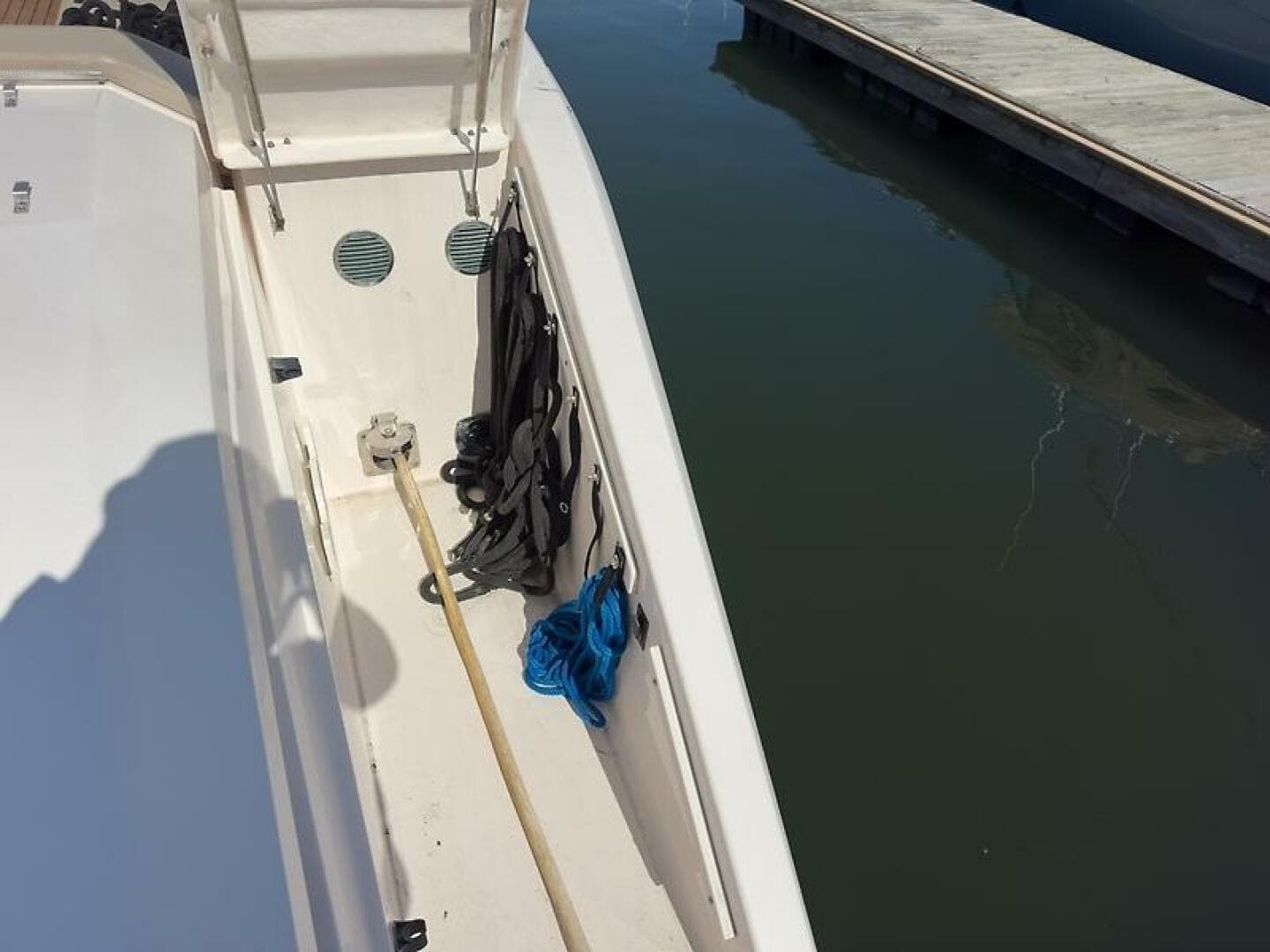 2015 Pursuit Sc 365I Sport Coupe — photo 43