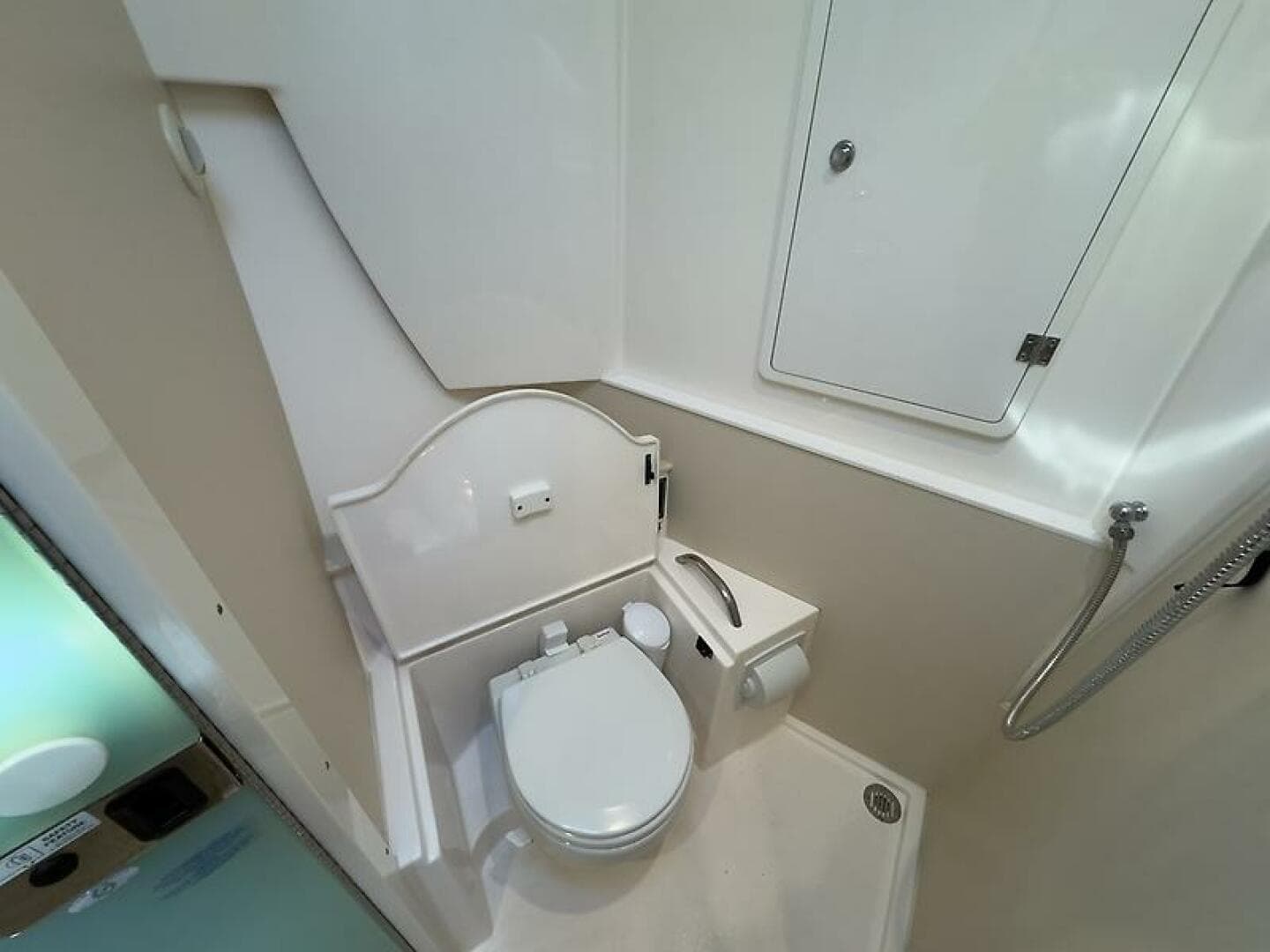 2015 Pursuit Sc 365I Sport Coupe — photo 27