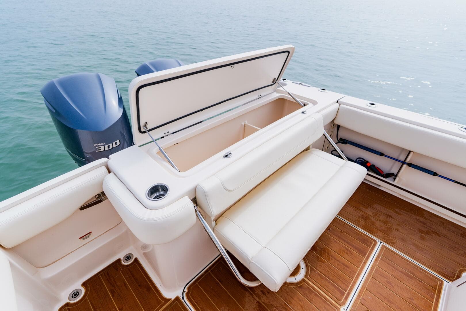 2021 Grady-White Canyon 306 — photo 39