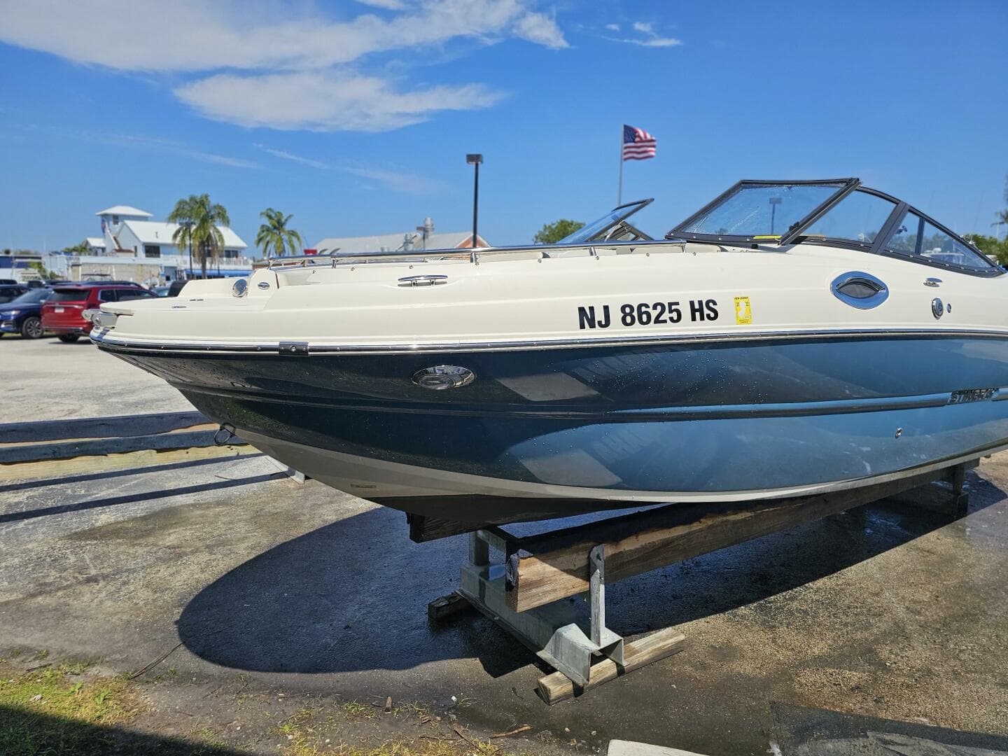 2022 Stingray 231 — photo 3