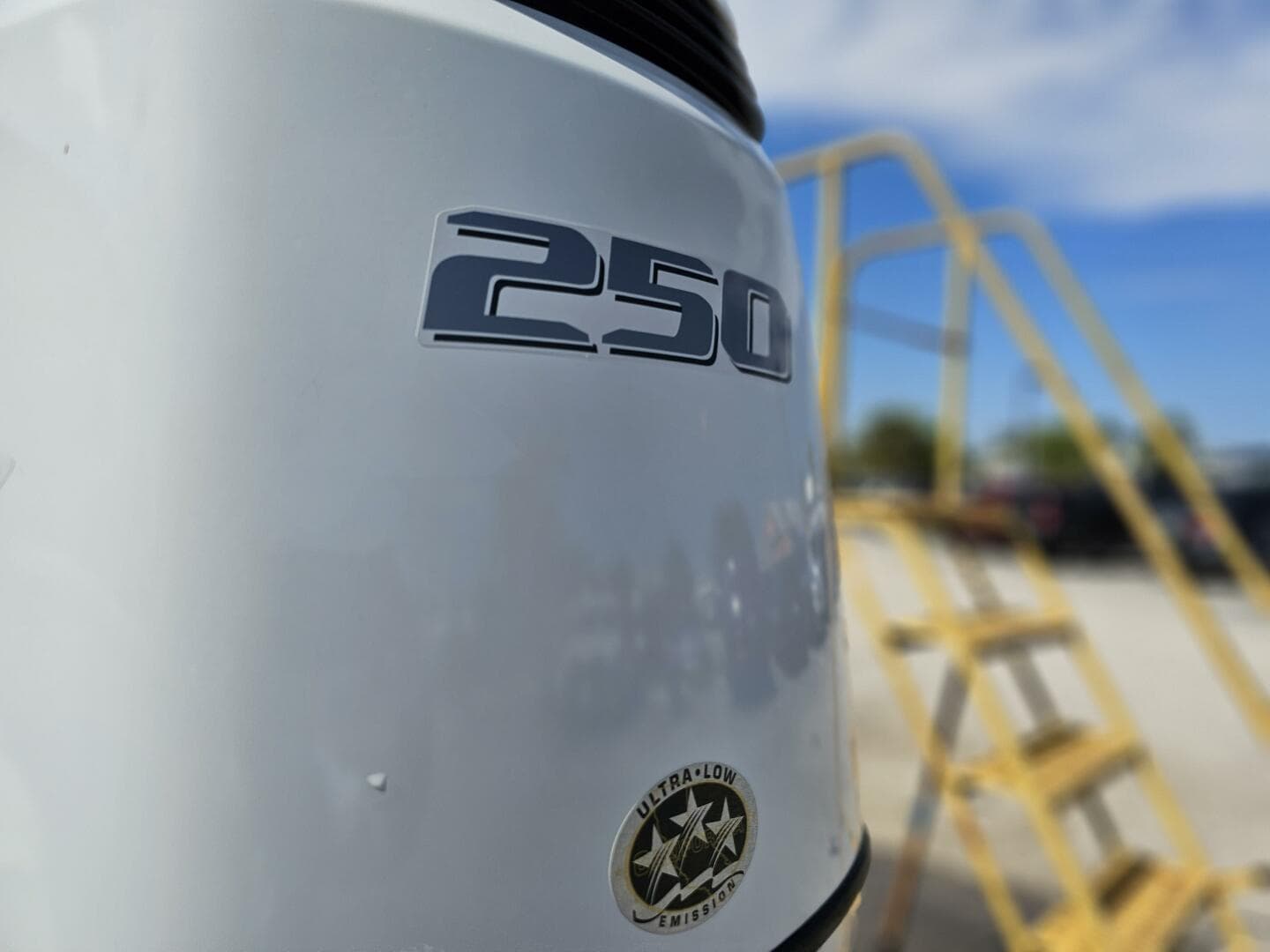 2022 Stingray 231 — photo 13