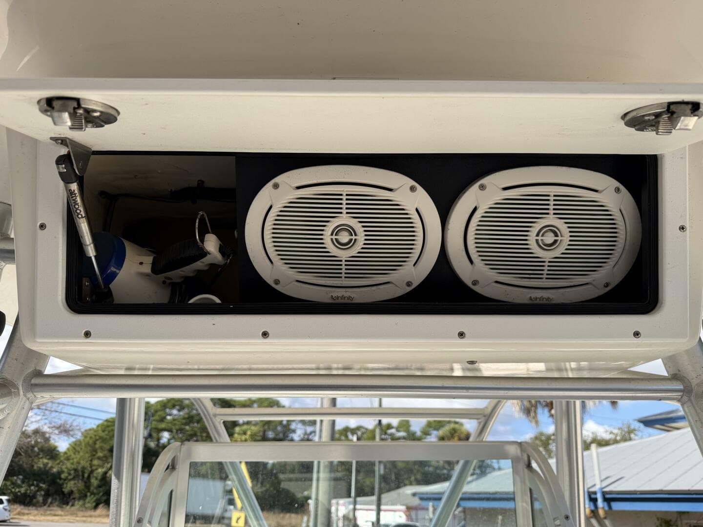 2004 Regulator — photo 13