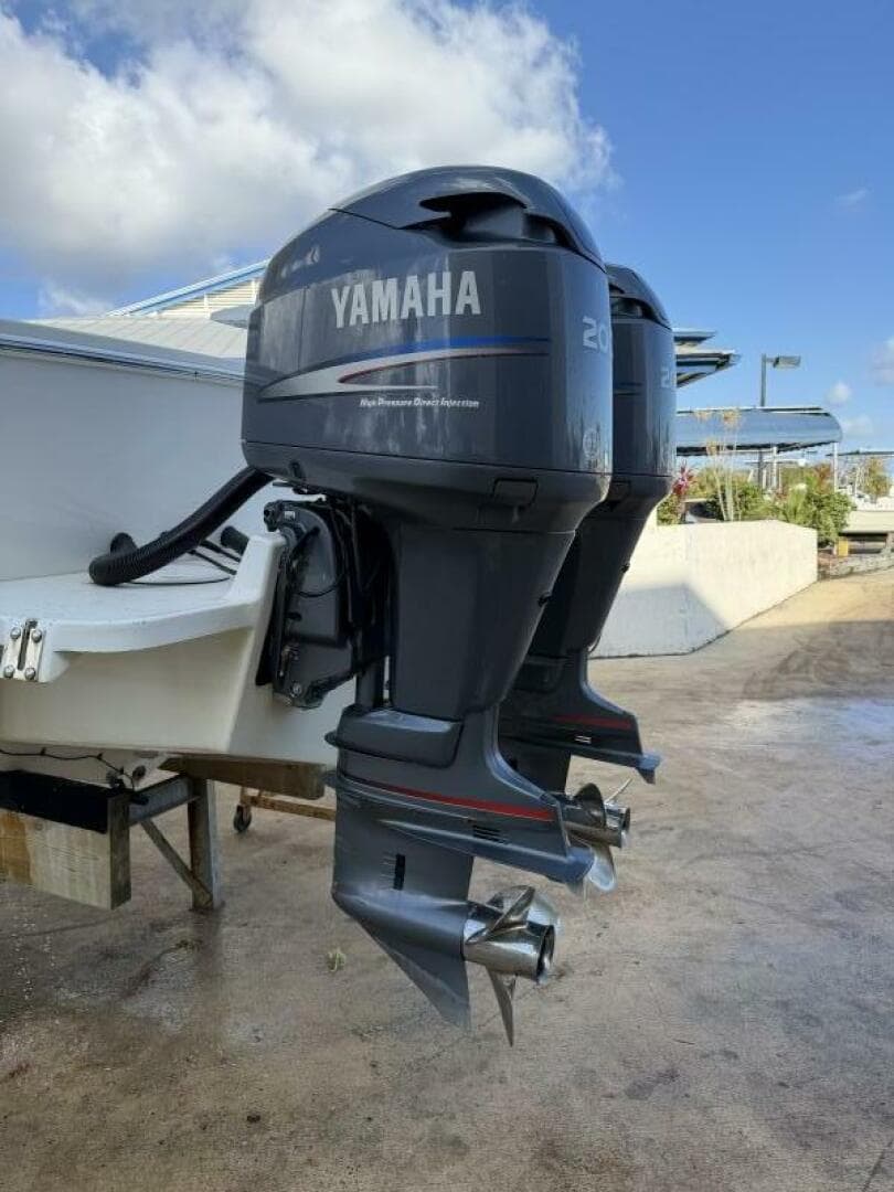 2004 Regulator — photo 17