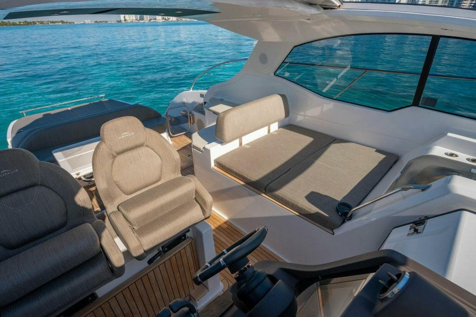 2022 Azimut 45 Atlantis — photo 23