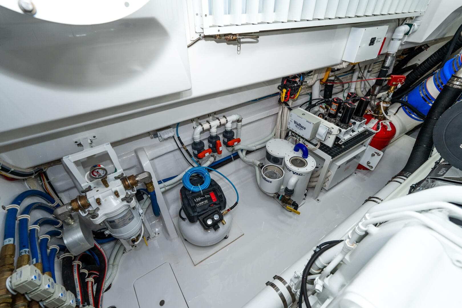 2025 Viking 90C — photo 83