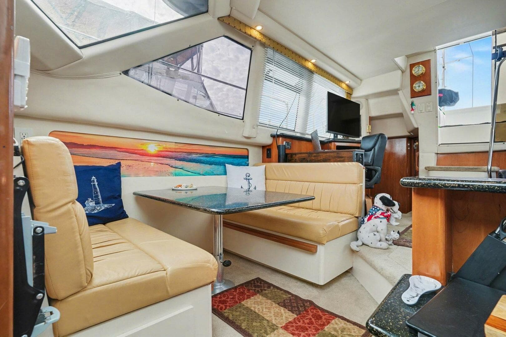 2001 Carver 356 — photo 8