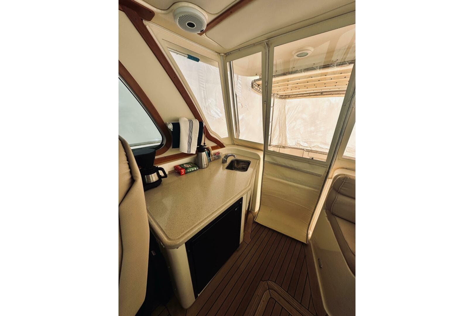 2008 Sabre 38 Hard Top Express — photo 6