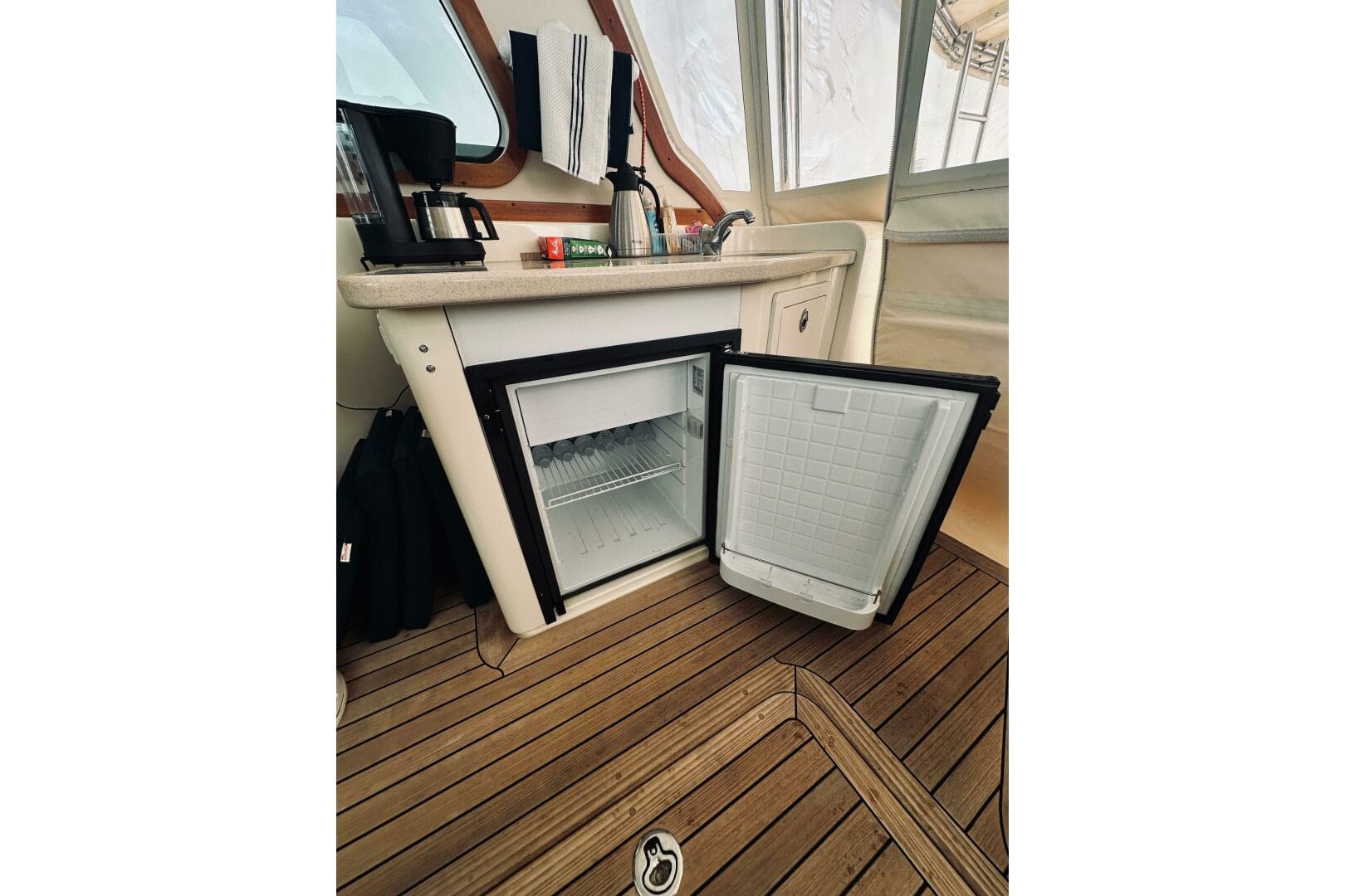 2008 Sabre 38 Hard Top Express — photo 13