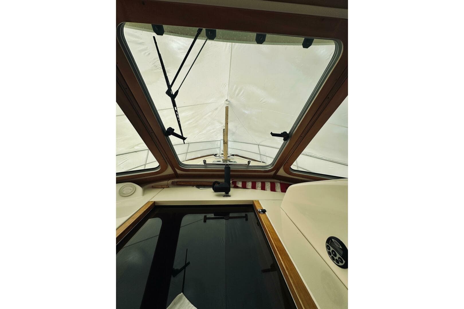 2008 Sabre 38 Hard Top Express — photo 21