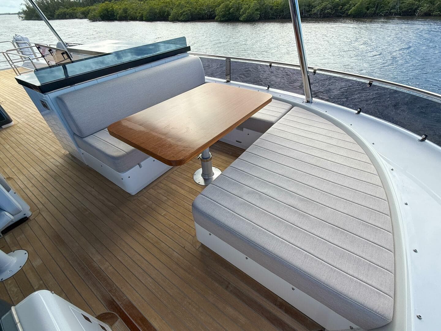 2023 Sirena 68 — photo 16