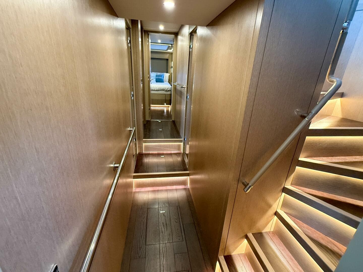 2023 Sirena 68 — photo 39