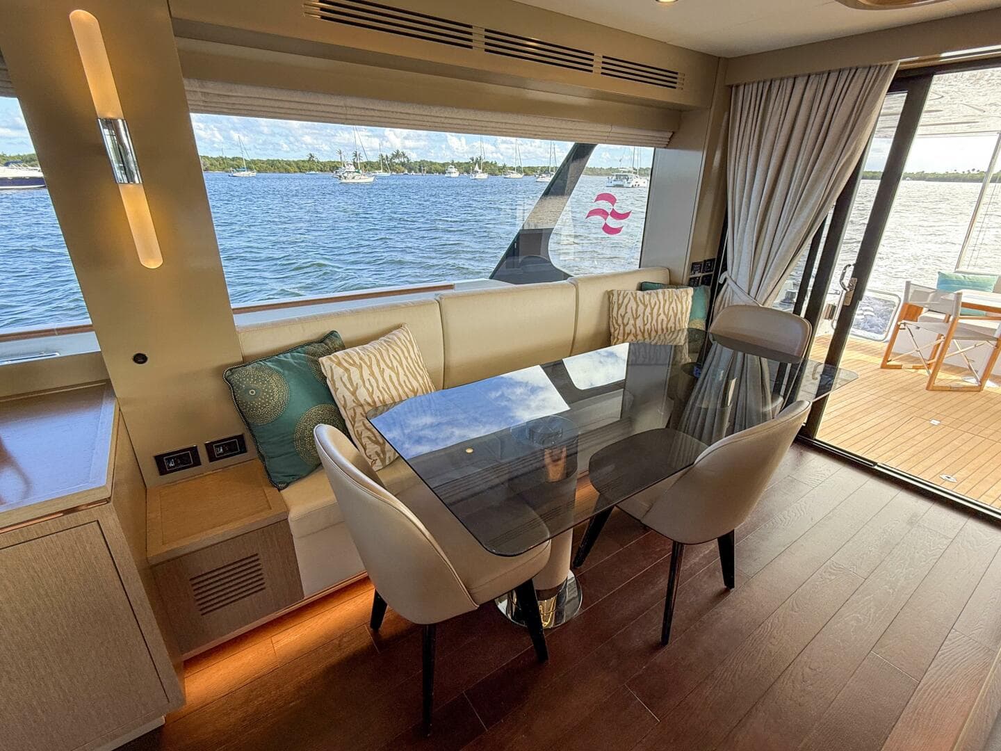 2023 Sirena 68 — photo 27