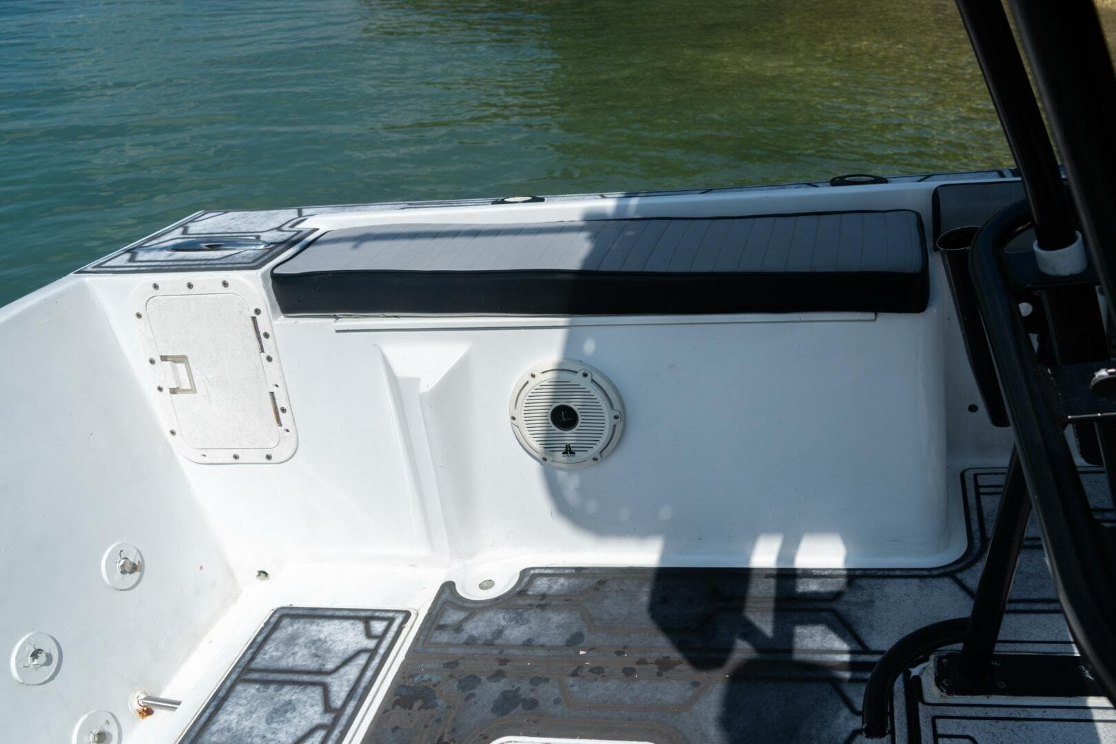 1980 Mako 214 Walkaround — photo 13