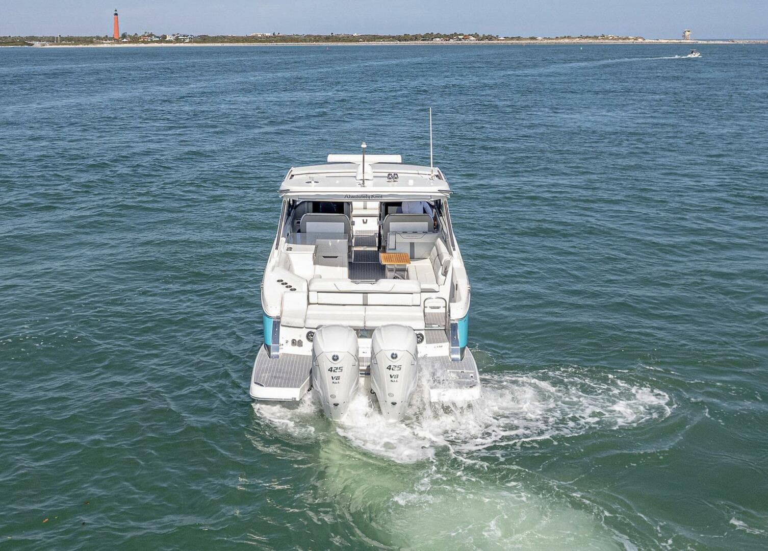 2022 Regal LX 36 — photo 4