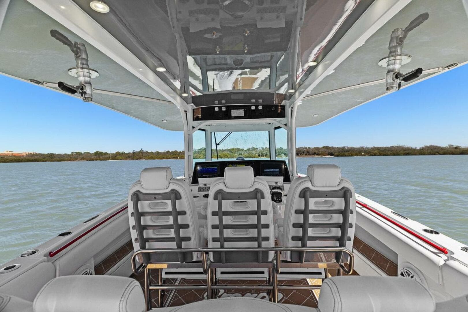 2019 Hydra-Sports 4200 Siesta — photo 50