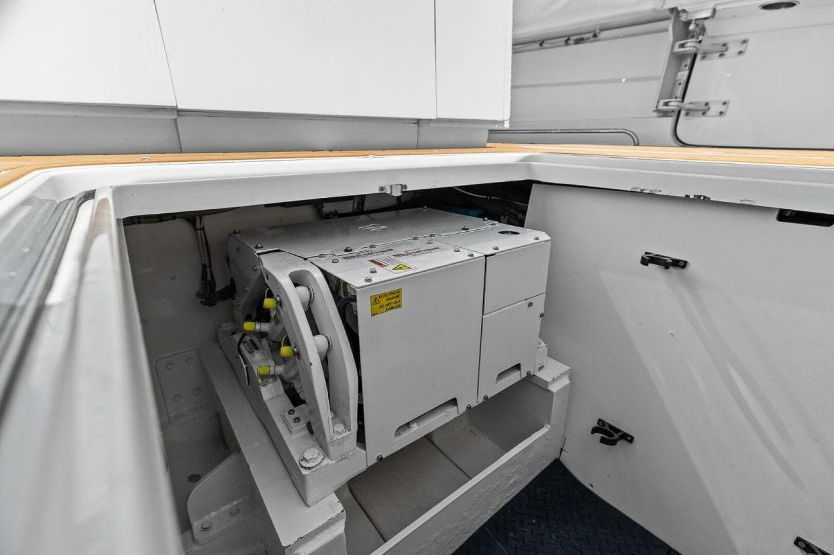 2019 Hydra-Sports 4200 Siesta — photo 10