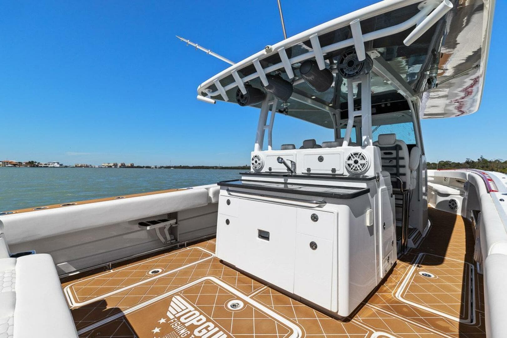 2019 Hydra-Sports 4200 Siesta — photo 35