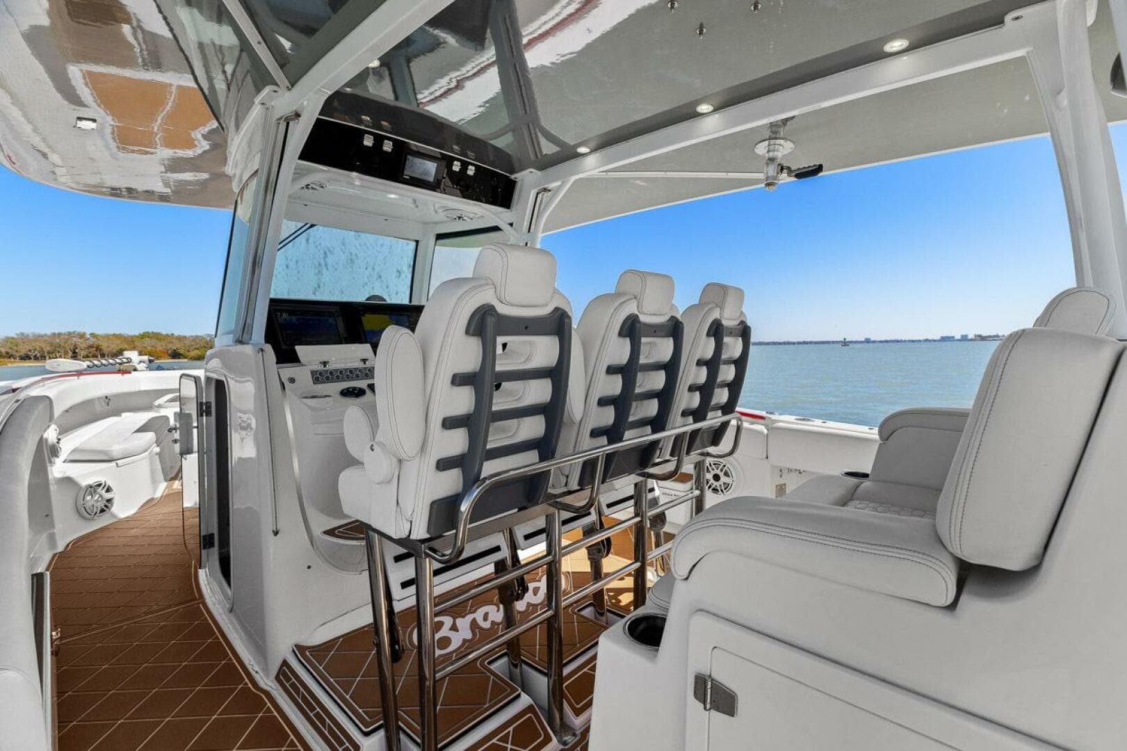 2019 Hydra-Sports 4200 Siesta — photo 45