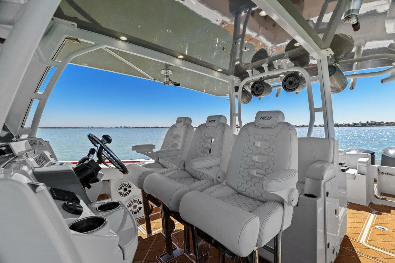 2019 Hydra-Sports 4200 Siesta — photo 47