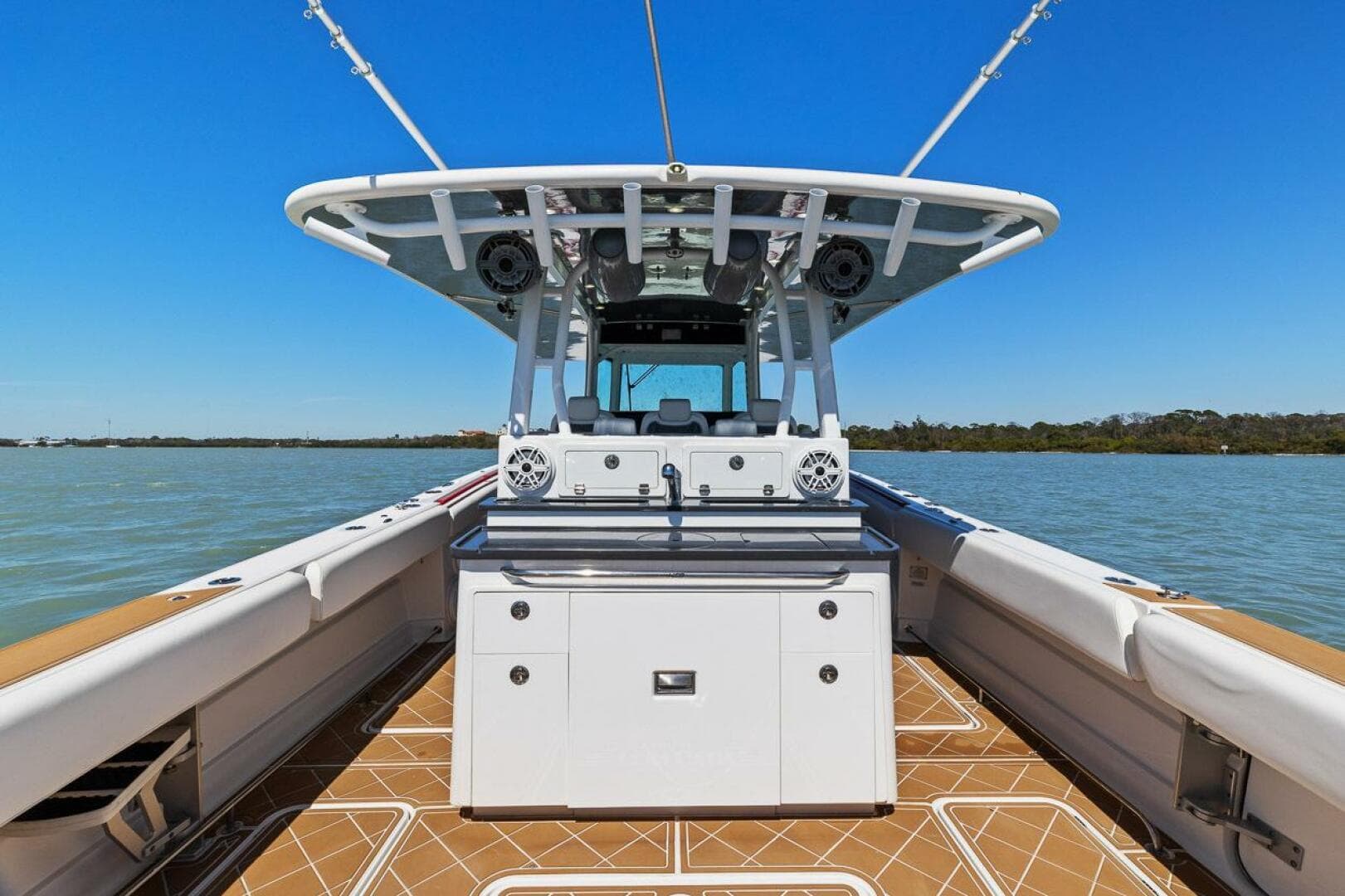 2019 Hydra-Sports 4200 Siesta — photo 36