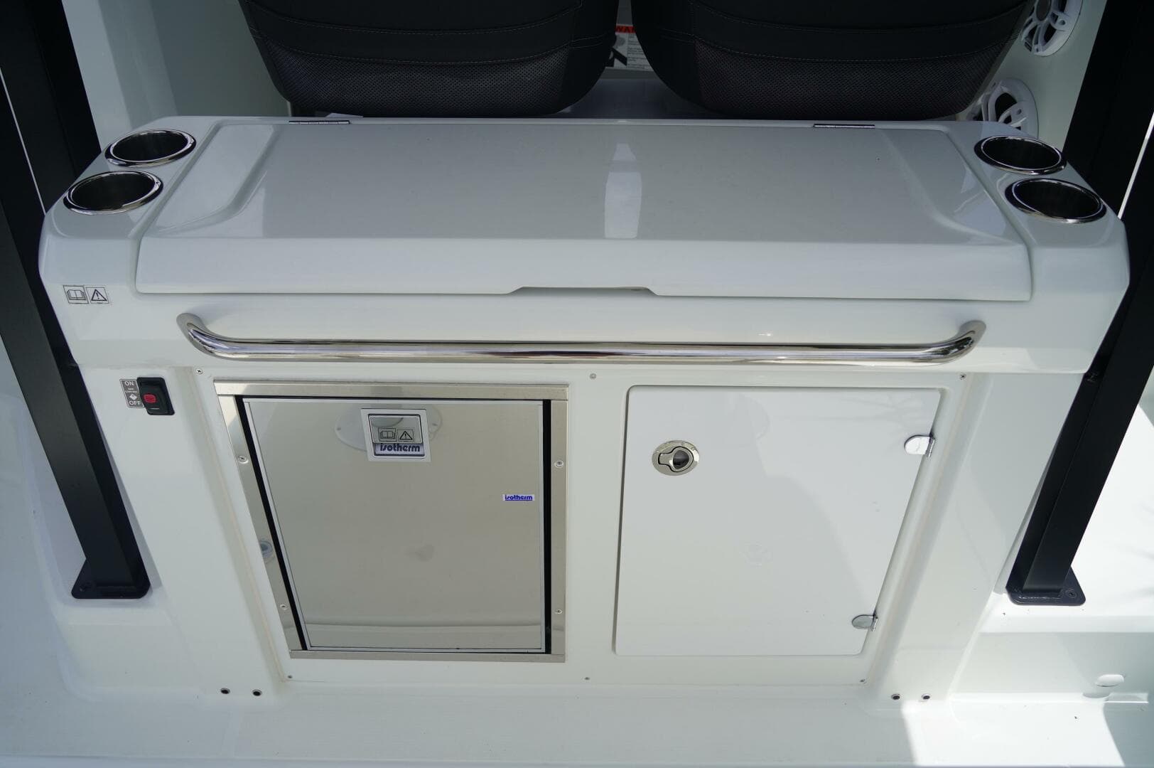 2025 Jeanneau Leader 9.0 WA S2 — photo 11