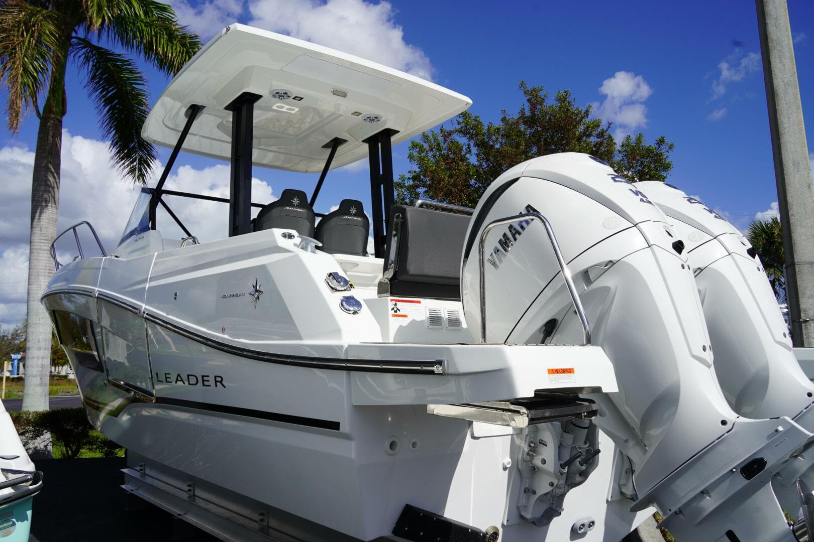 2025 Jeanneau Leader 9.0 WA S2 — photo 3