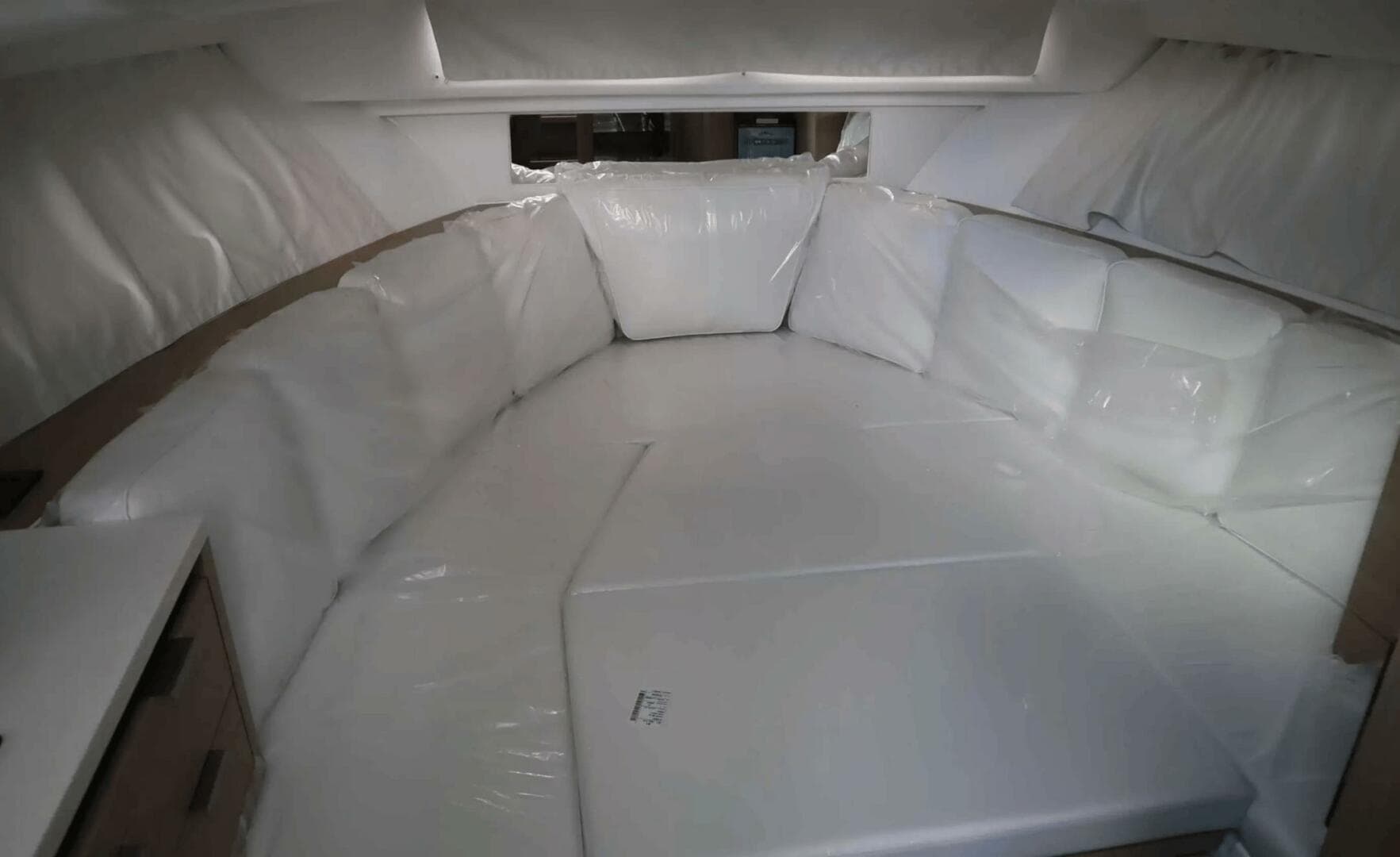 2025 Jeanneau — photo 17