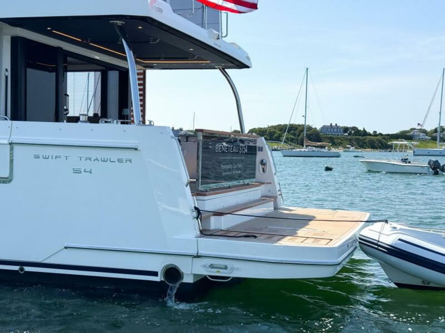 2026 Beneteau Swift Trawler 54 — photo 32