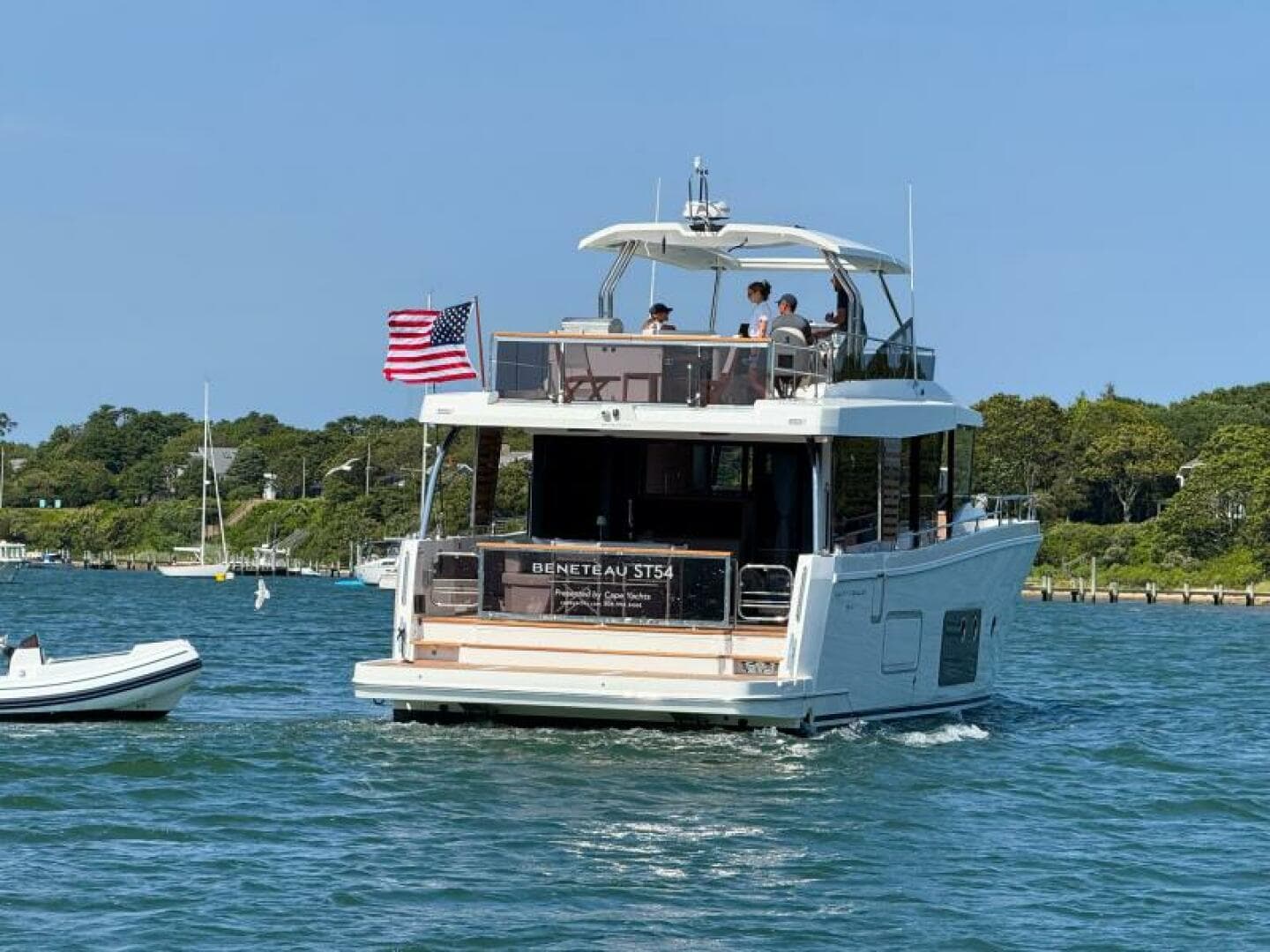 2026 Beneteau Swift Trawler 54 — photo 4